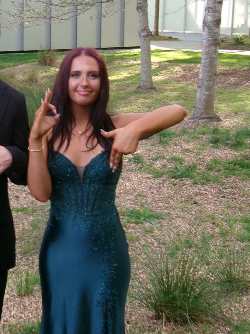 Emerald Green Satin Evening Gown - Picture 5 of 5